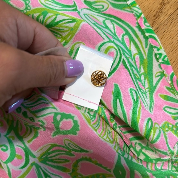 Lilly Pulitzer Elsa Silk Top Mandevilla Baby Fins And Flippers - Picture 8 of 9